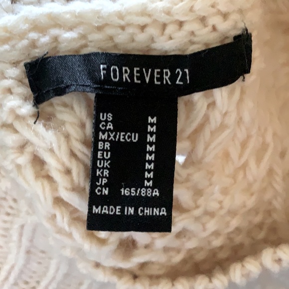 Half Turtle Neck Knit Crop Sweater - Picture 4 of 4